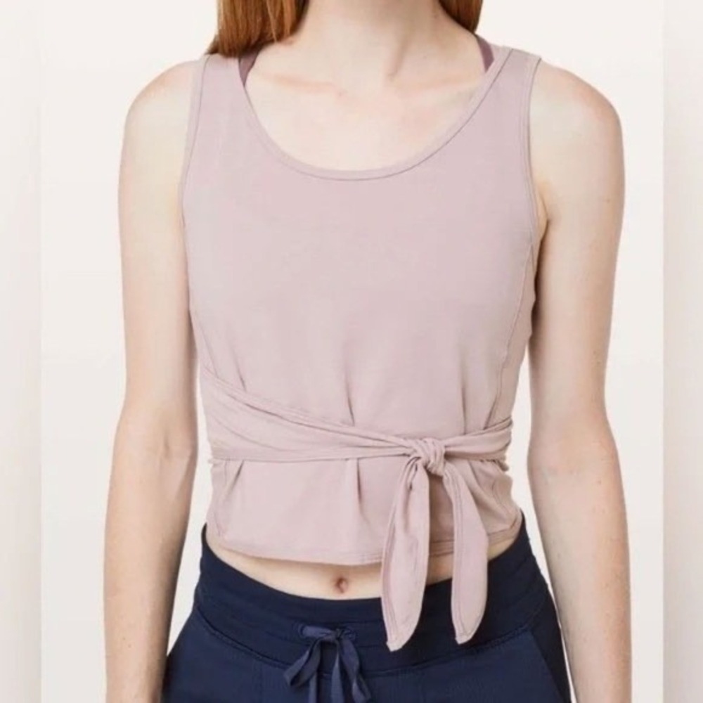 Lululemon It's‎ a Tie Maeve Tank Top - pit to pit 16"